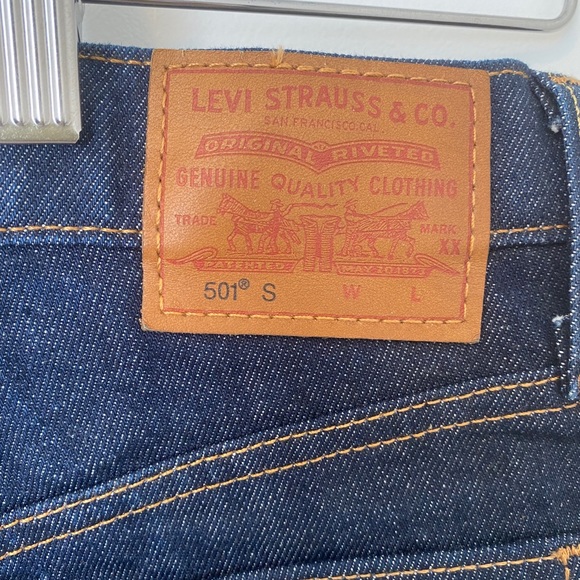 Levi’s 501 jeans button fly size W28 L28 - Picture 3 of 6
